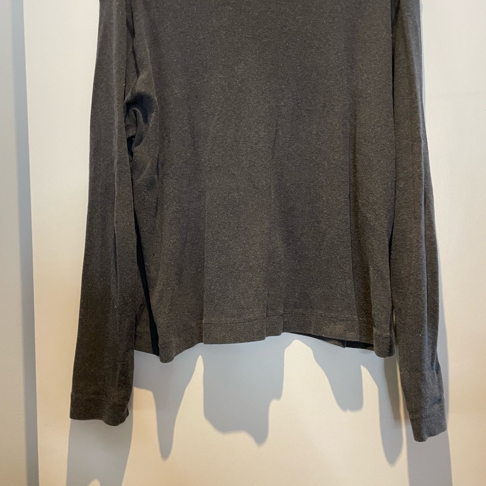 Three dots cotton cardigan/shirt dark gray with front button closure. - Picture 2 of 7
